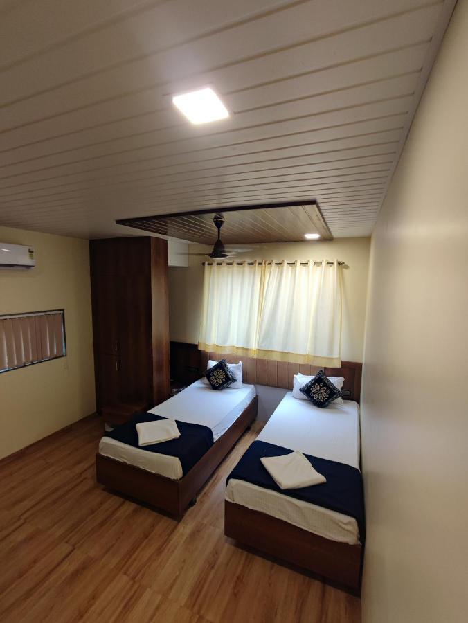 Hotel Starlit Нави Мумбаи Экстерьер фото