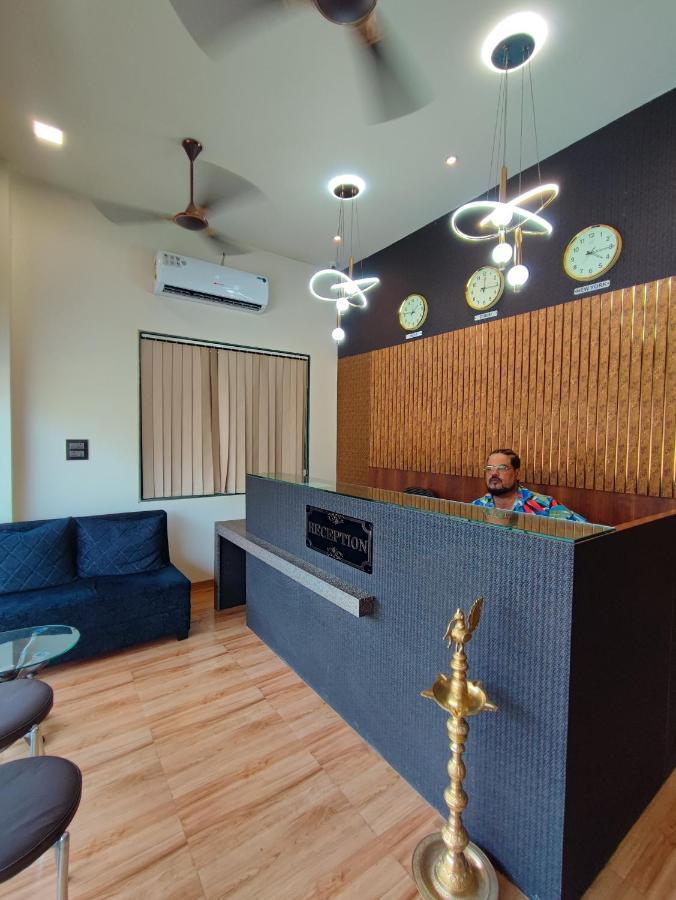 Hotel Starlit Нави Мумбаи Экстерьер фото