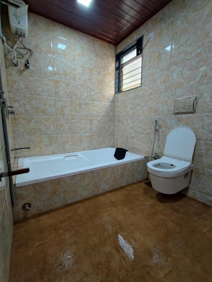 Hotel Starlit Нави Мумбаи Экстерьер фото