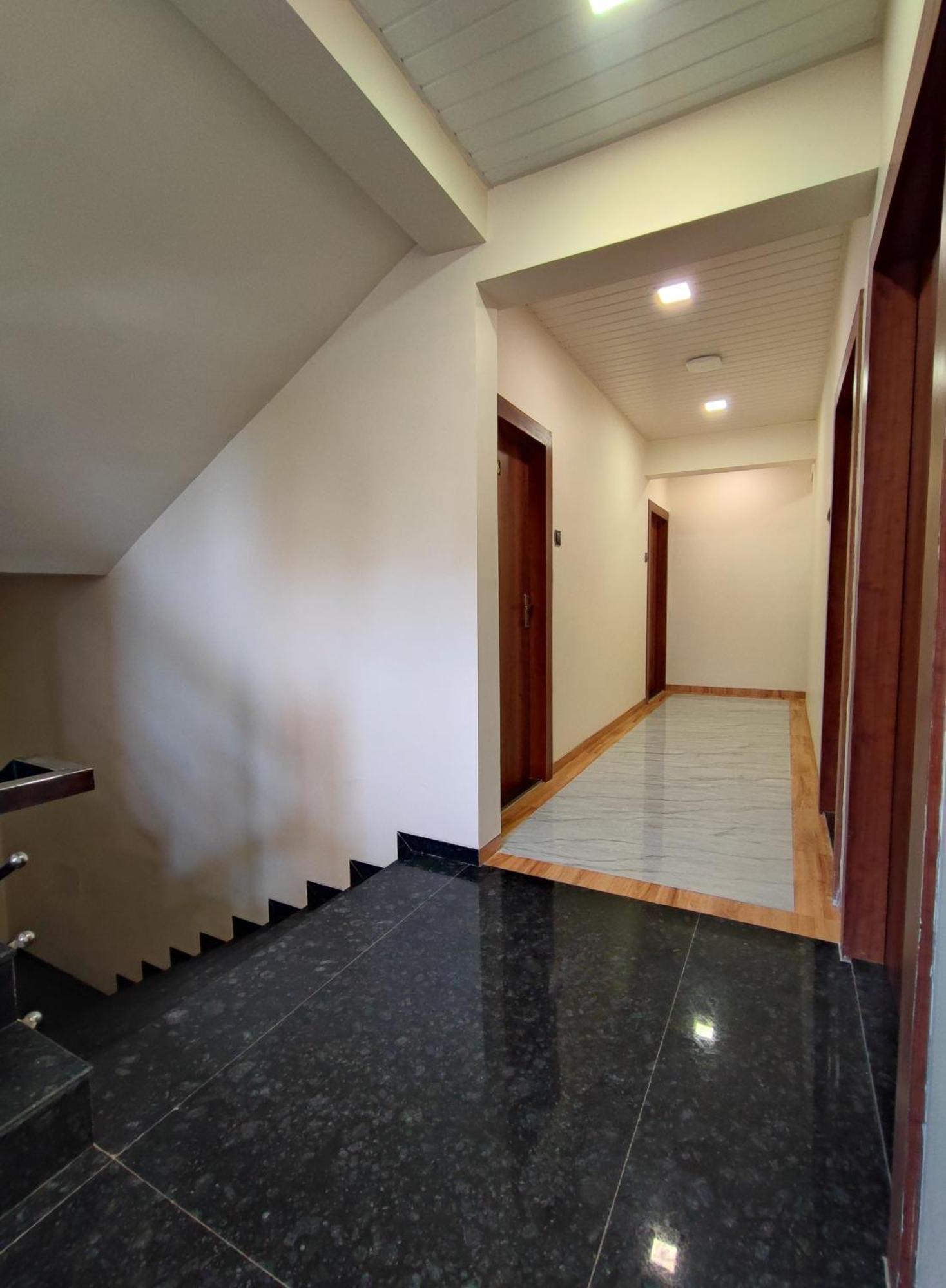Hotel Starlit Нави Мумбаи Номер фото